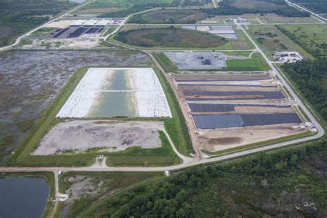 landfill for lee county florida.